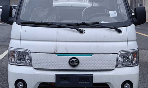 蓝牌纯电动2.5吨洒水车