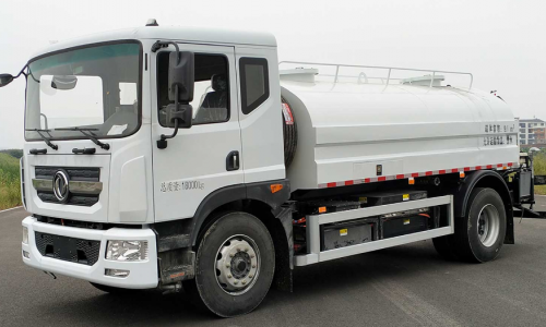 东风D9纯电动10吨洒水车