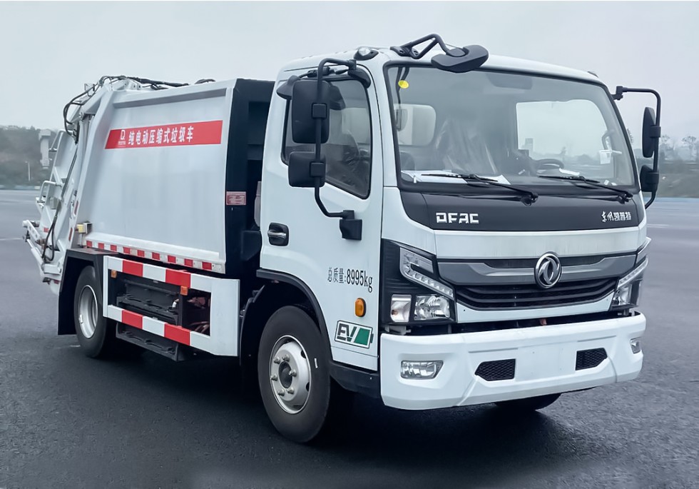 东风纯电动7方压缩垃圾车