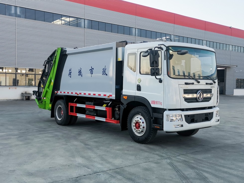 东风D9压缩垃圾车12-14立方