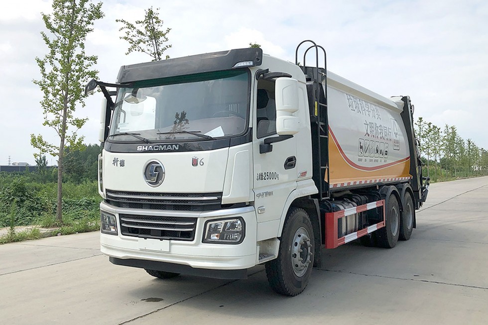 齐东方牌陕汽后双桥20立方压缩式垃圾车