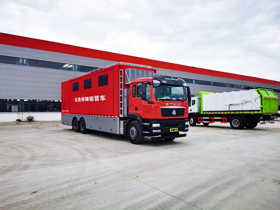 重汽汕德卡宿营车-32床