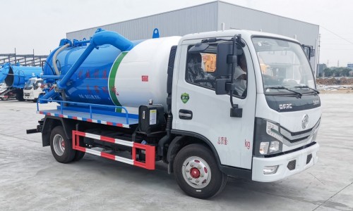 齐东方牌CLD5070GXWEQ6型吸污车